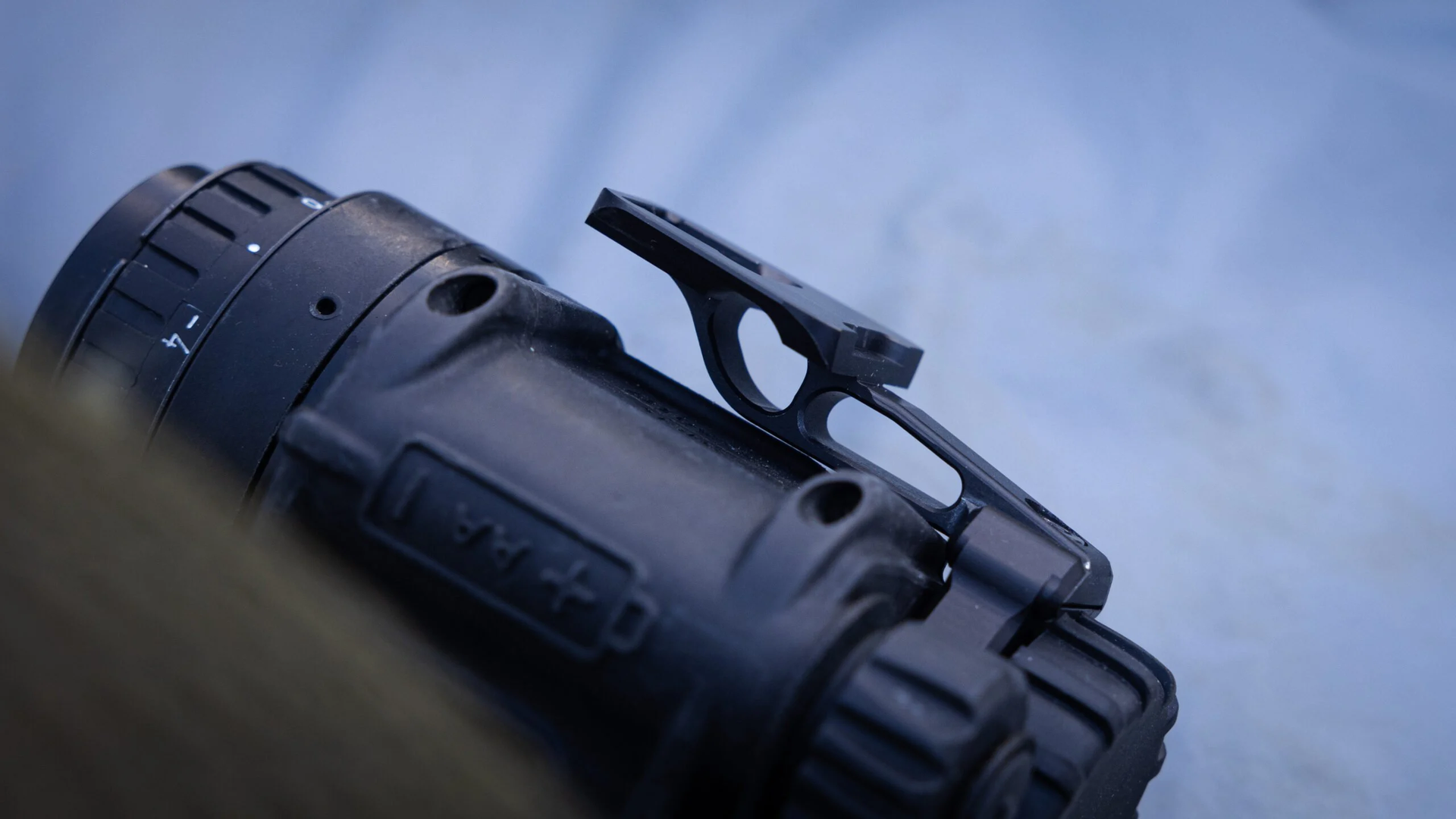 Falconclaw QDA (PVS-14 / THE-14) - Geardom